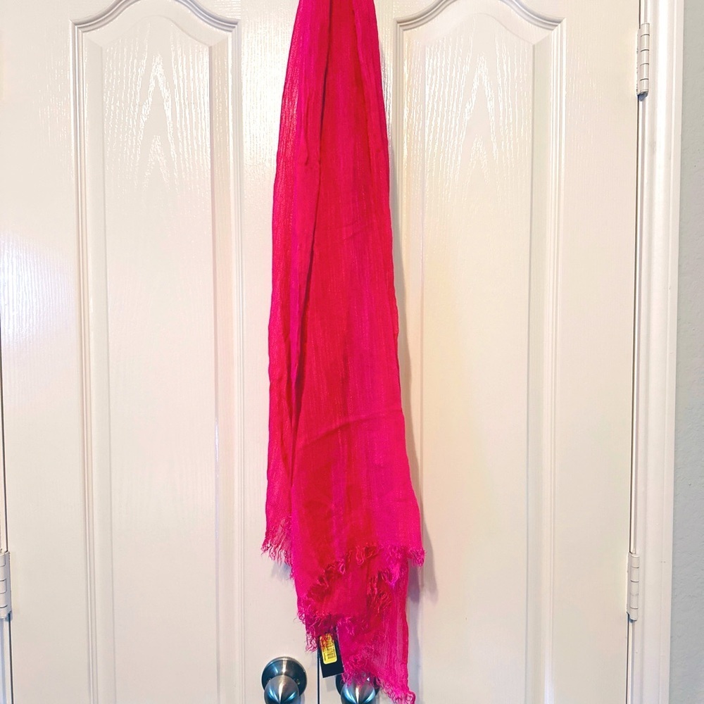 Jones New York 95% Viscose Hot Pink Fringe Scarf
